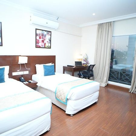 The Altruist Business Hotel Hitech Χιντεραμπάντ Εξωτερικό φωτογραφία