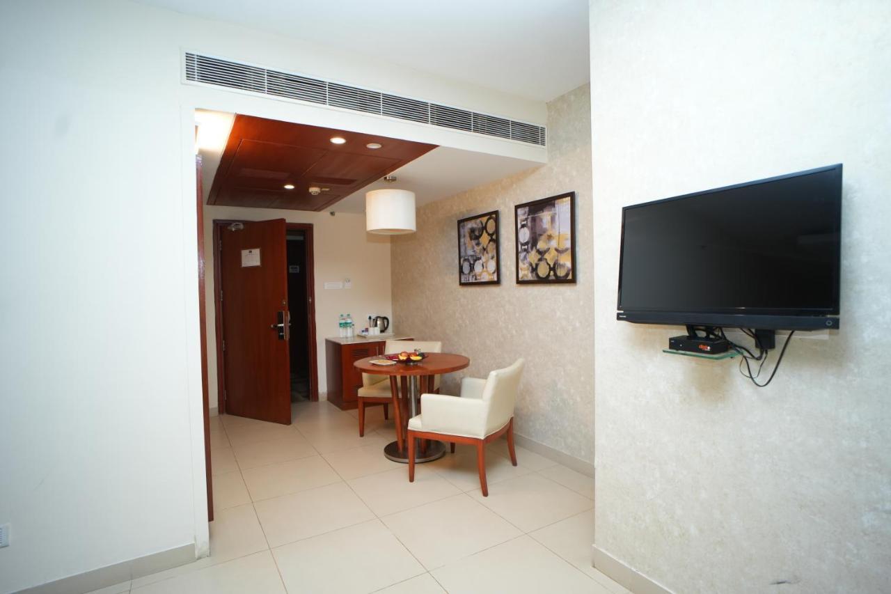The Altruist Business Hotel Hitech Χιντεραμπάντ Εξωτερικό φωτογραφία