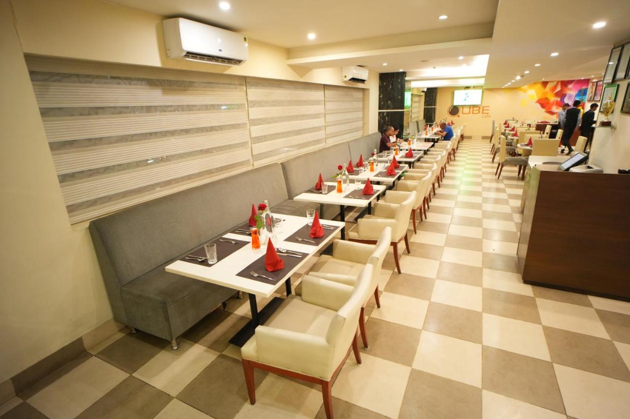 The Altruist Business Hotel Hitech Χιντεραμπάντ Εξωτερικό φωτογραφία