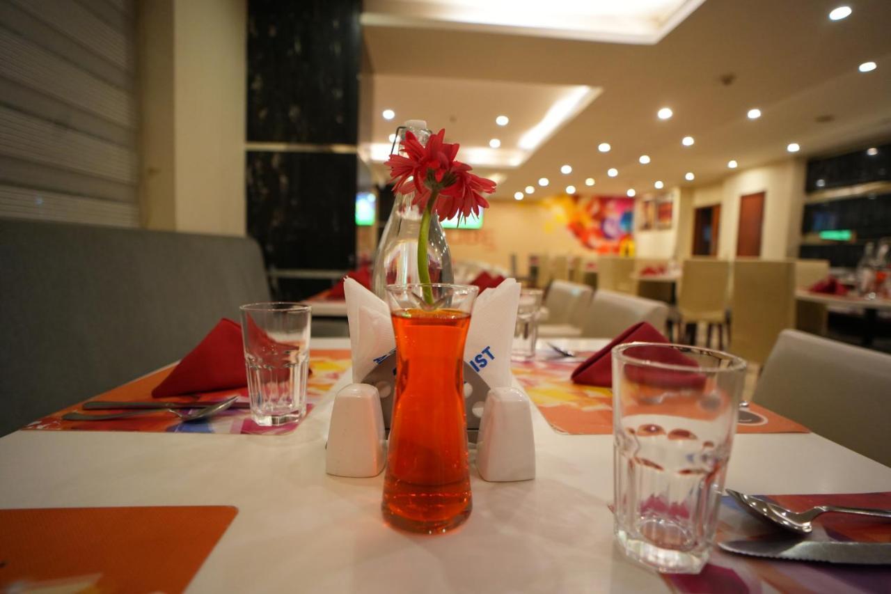 The Altruist Business Hotel Hitech Χιντεραμπάντ Εξωτερικό φωτογραφία