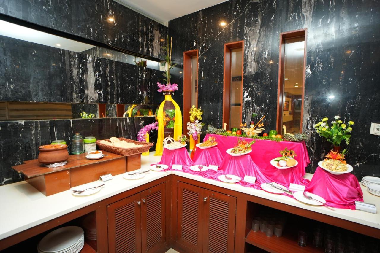 The Altruist Business Hotel Hitech Χιντεραμπάντ Εξωτερικό φωτογραφία