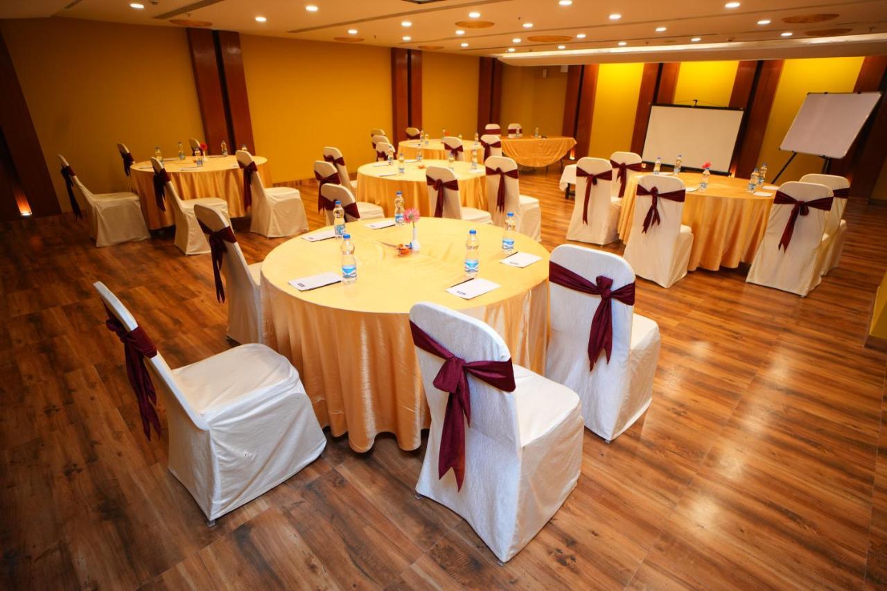 The Altruist Business Hotel Hitech Χιντεραμπάντ Εξωτερικό φωτογραφία